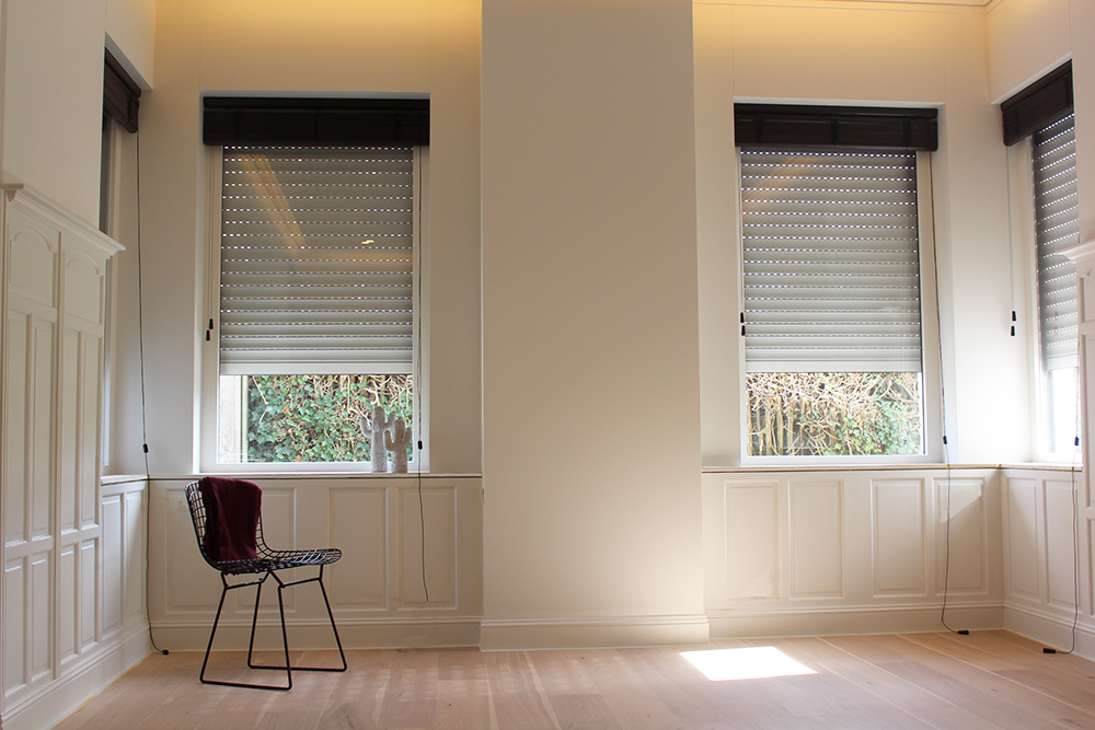 Rolluiken Roller Shutter Volets Roulants Gerenoveerde gezinswoning