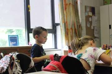 Screens als zonnewering op school